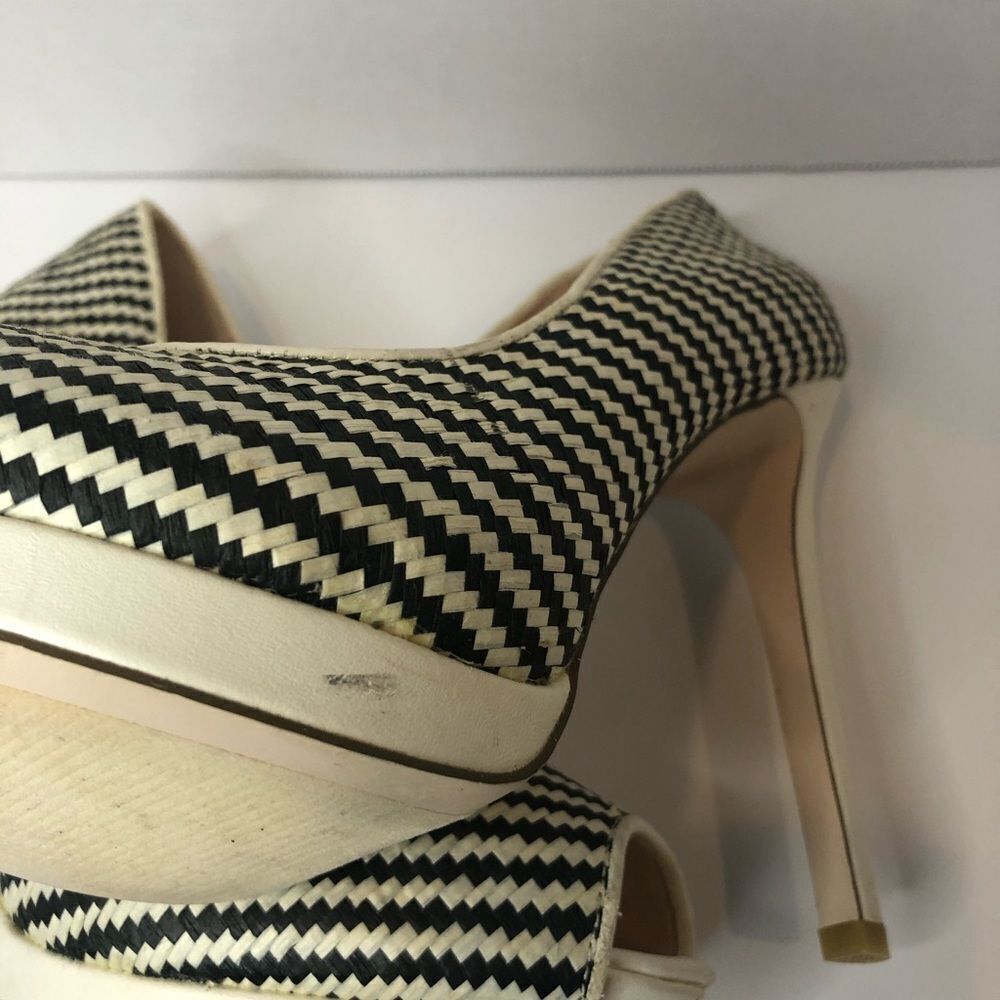 Madison black and white geo design peep toe heels - Picture 11 of 12